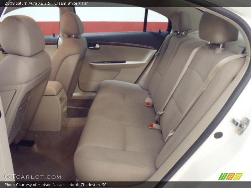 Cream White / Tan 2008 Saturn Aura XE 3.5