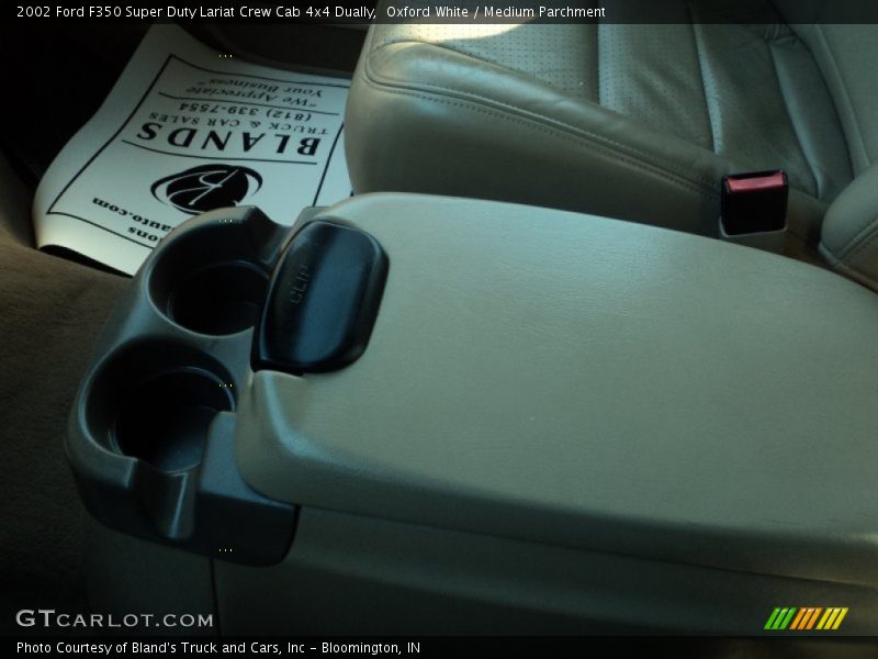Oxford White / Medium Parchment 2002 Ford F350 Super Duty Lariat Crew Cab 4x4 Dually
