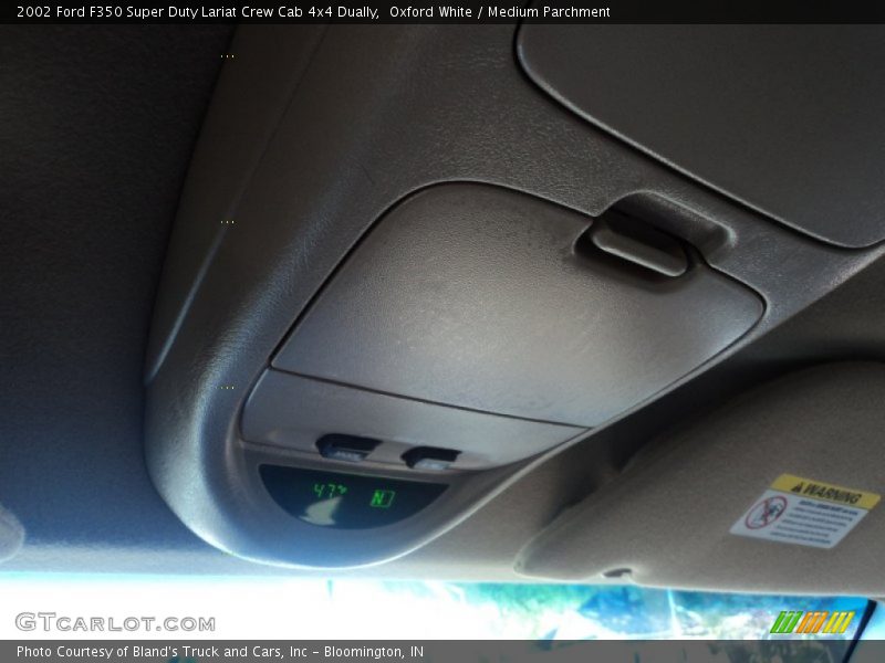 Oxford White / Medium Parchment 2002 Ford F350 Super Duty Lariat Crew Cab 4x4 Dually