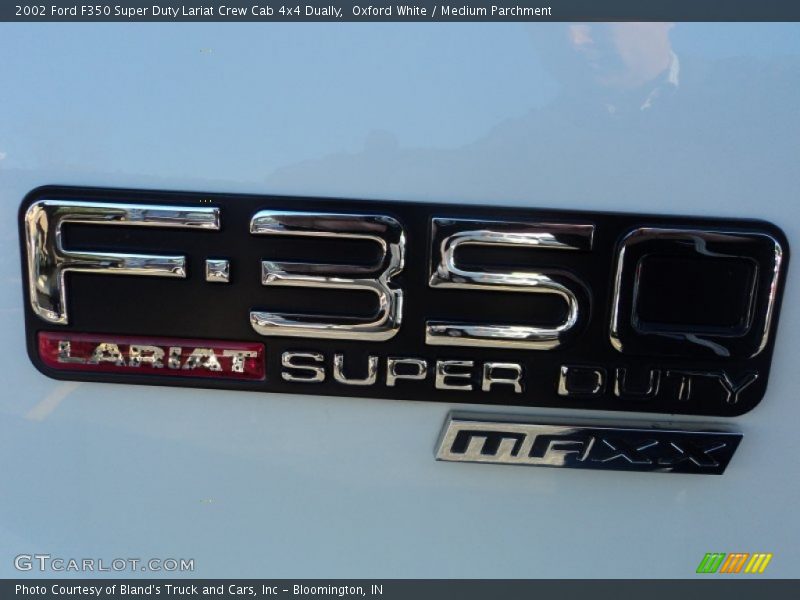 Oxford White / Medium Parchment 2002 Ford F350 Super Duty Lariat Crew Cab 4x4 Dually