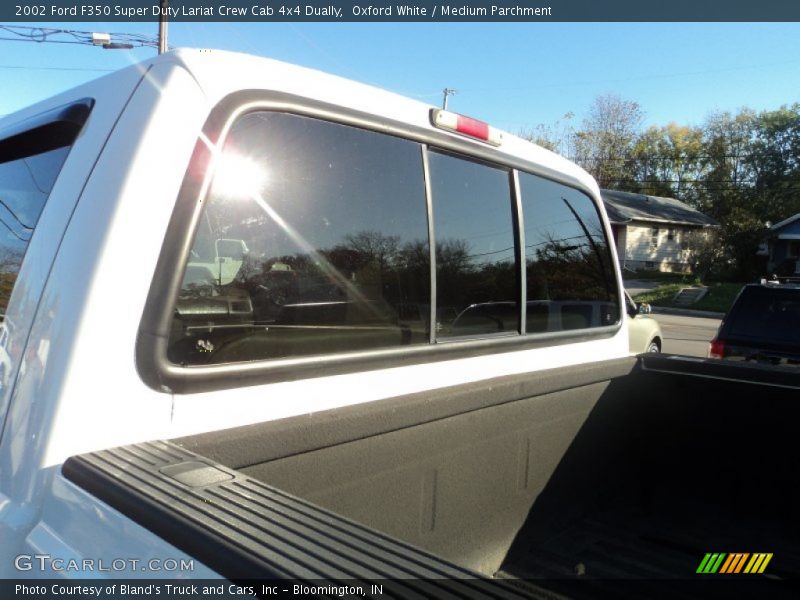 Oxford White / Medium Parchment 2002 Ford F350 Super Duty Lariat Crew Cab 4x4 Dually