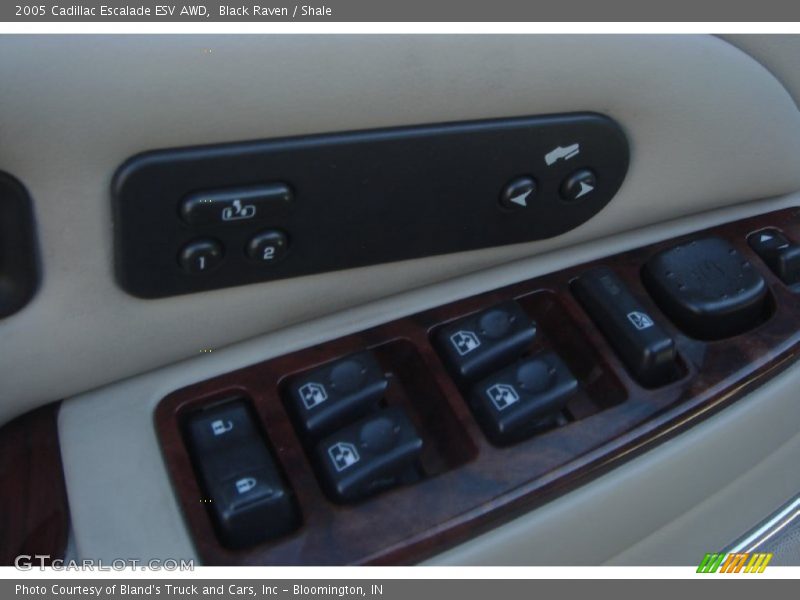 Black Raven / Shale 2005 Cadillac Escalade ESV AWD