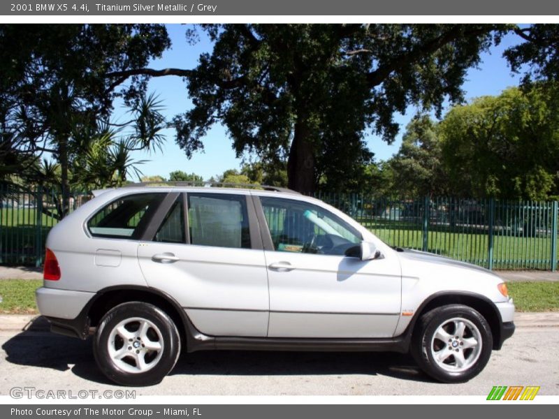 Titanium Silver Metallic / Grey 2001 BMW X5 4.4i