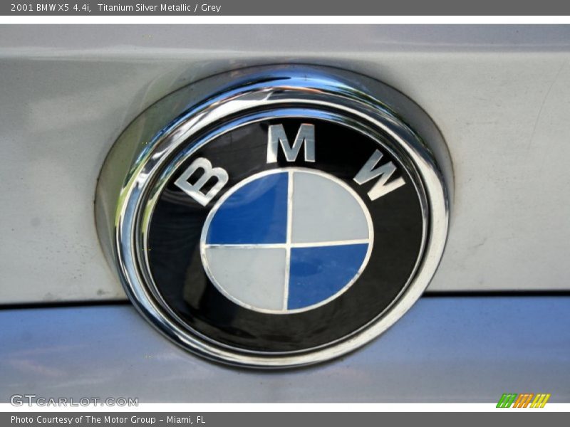 Titanium Silver Metallic / Grey 2001 BMW X5 4.4i