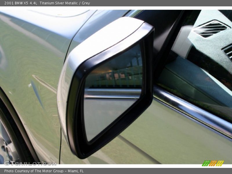 Titanium Silver Metallic / Grey 2001 BMW X5 4.4i