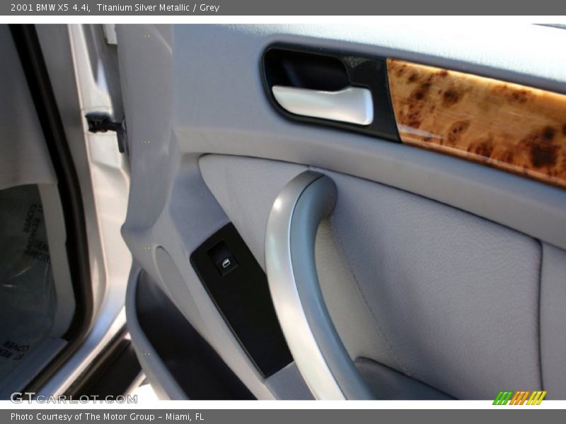 Titanium Silver Metallic / Grey 2001 BMW X5 4.4i