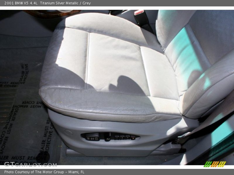 Titanium Silver Metallic / Grey 2001 BMW X5 4.4i