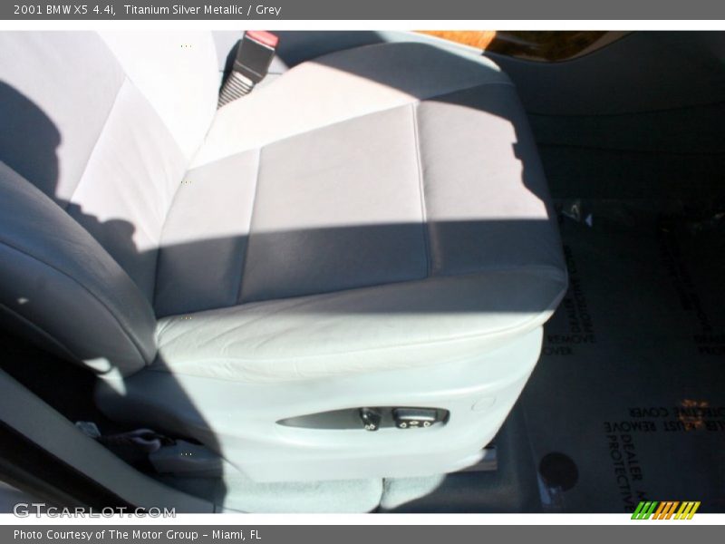 Titanium Silver Metallic / Grey 2001 BMW X5 4.4i