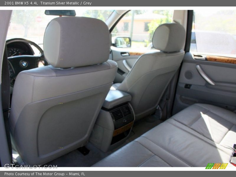 Titanium Silver Metallic / Grey 2001 BMW X5 4.4i