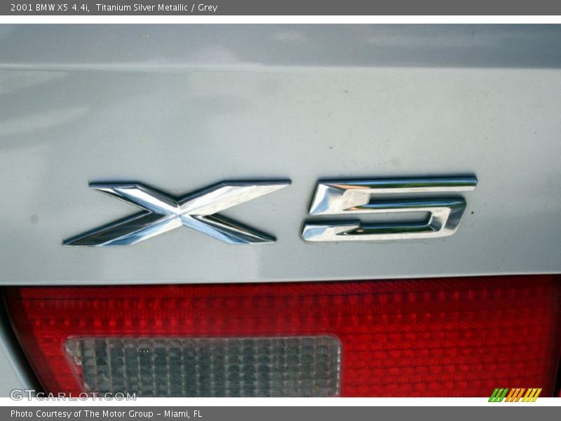 Titanium Silver Metallic / Grey 2001 BMW X5 4.4i