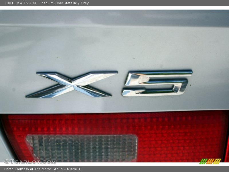 Titanium Silver Metallic / Grey 2001 BMW X5 4.4i