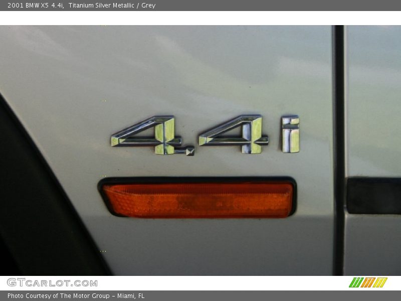 Titanium Silver Metallic / Grey 2001 BMW X5 4.4i