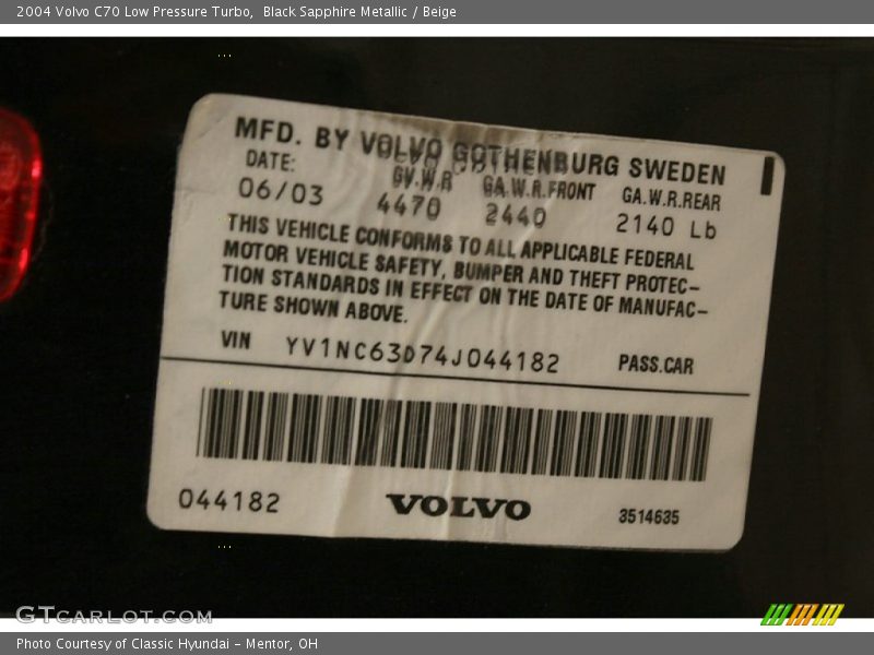 Black Sapphire Metallic / Beige 2004 Volvo C70 Low Pressure Turbo