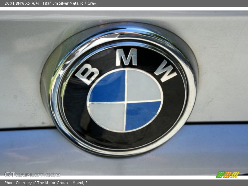 Titanium Silver Metallic / Grey 2001 BMW X5 4.4i