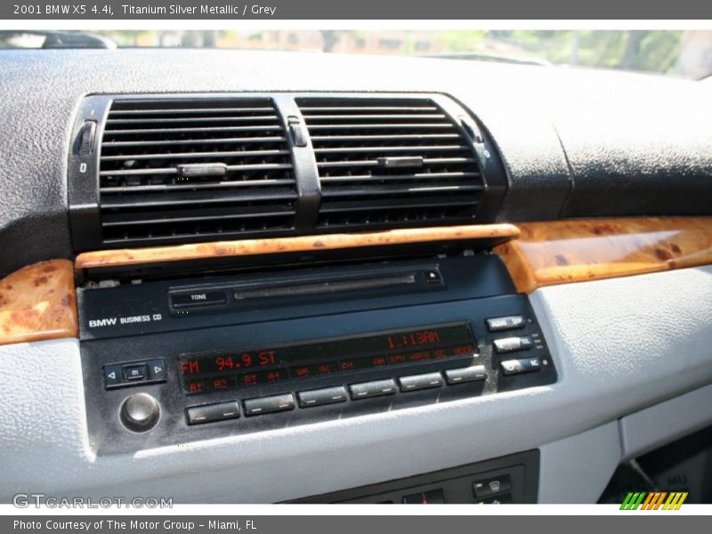 Titanium Silver Metallic / Grey 2001 BMW X5 4.4i