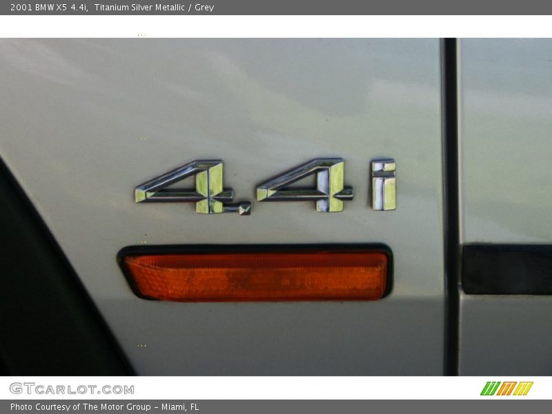 Titanium Silver Metallic / Grey 2001 BMW X5 4.4i