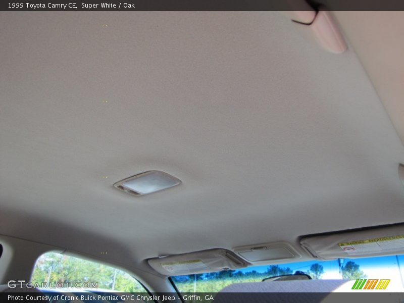 Super White / Oak 1999 Toyota Camry CE