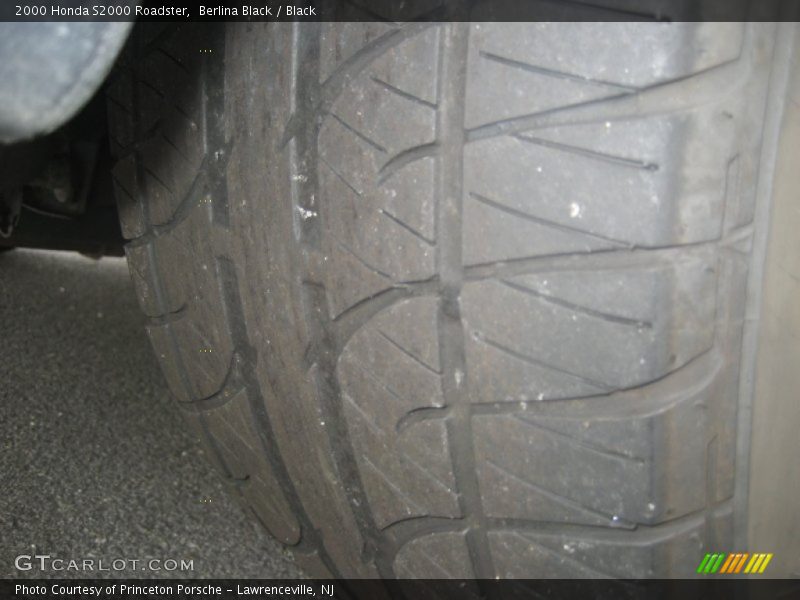 Berlina Black / Black 2000 Honda S2000 Roadster