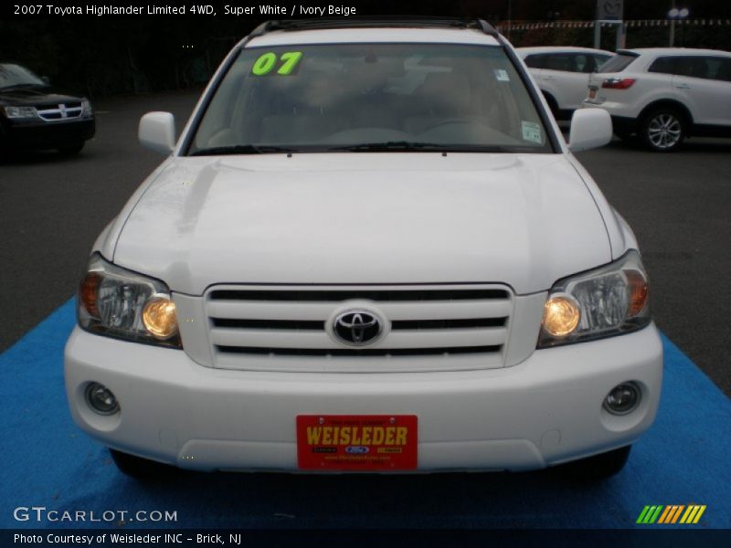 Super White / Ivory Beige 2007 Toyota Highlander Limited 4WD