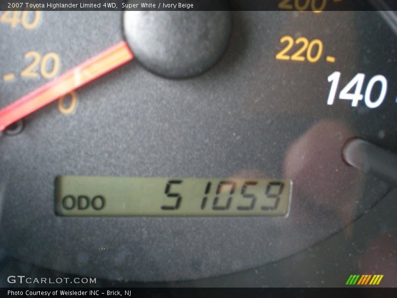 Super White / Ivory Beige 2007 Toyota Highlander Limited 4WD