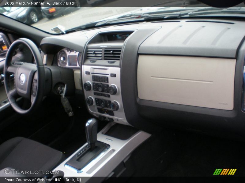 Black / Black 2009 Mercury Mariner I4