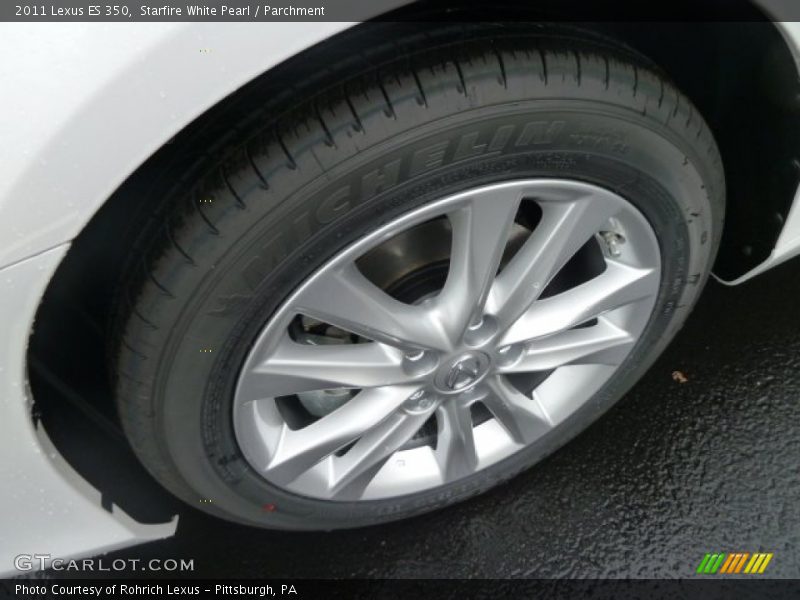 Starfire White Pearl / Parchment 2011 Lexus ES 350