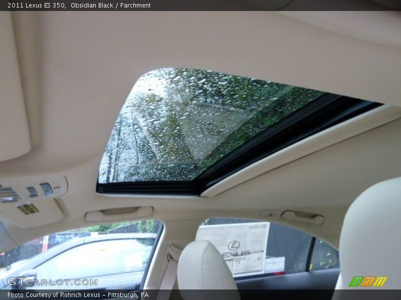 Obsidian Black / Parchment 2011 Lexus ES 350
