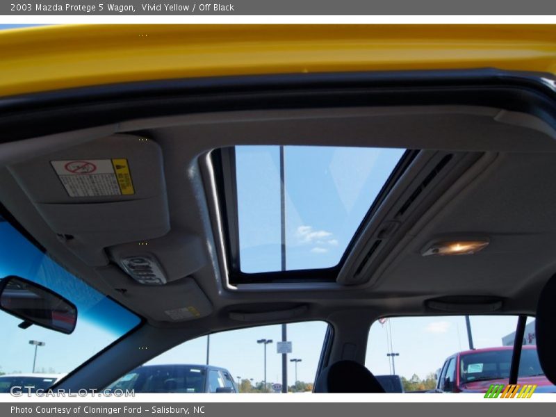 Vivid Yellow / Off Black 2003 Mazda Protege 5 Wagon