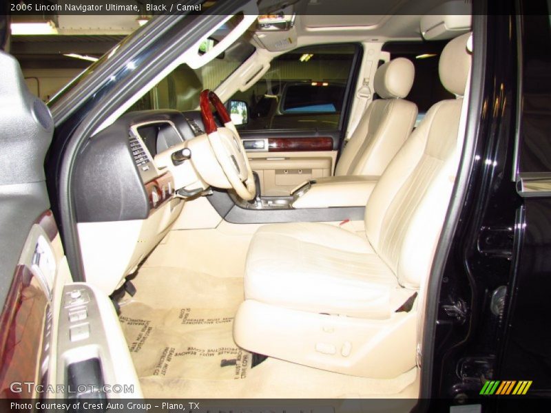 Black / Camel 2006 Lincoln Navigator Ultimate