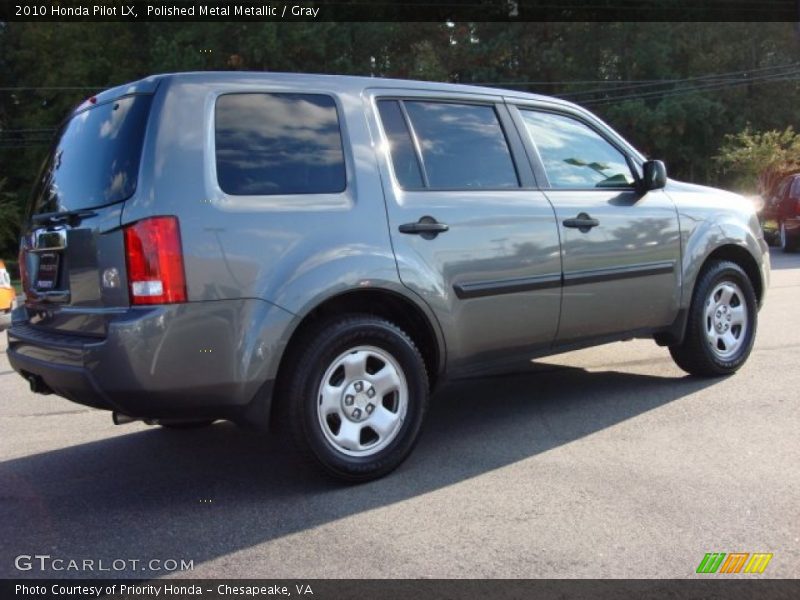 Polished Metal Metallic / Gray 2010 Honda Pilot LX