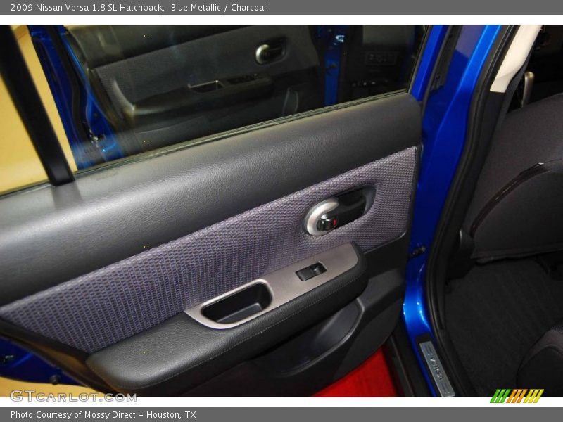 Blue Metallic / Charcoal 2009 Nissan Versa 1.8 SL Hatchback