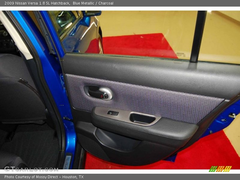 Blue Metallic / Charcoal 2009 Nissan Versa 1.8 SL Hatchback