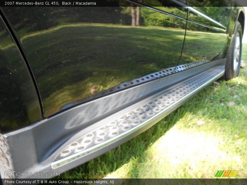 Black / Macadamia 2007 Mercedes-Benz GL 450