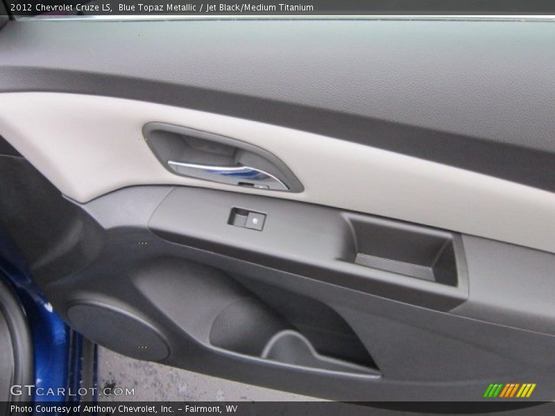 Blue Topaz Metallic / Jet Black/Medium Titanium 2012 Chevrolet Cruze LS