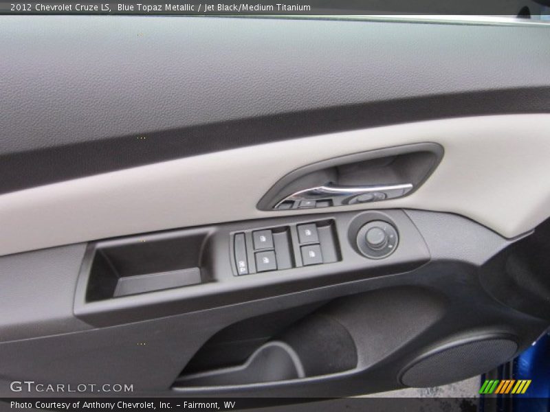 Blue Topaz Metallic / Jet Black/Medium Titanium 2012 Chevrolet Cruze LS