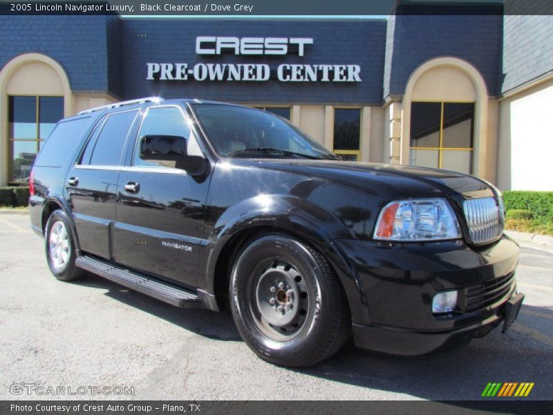 Black Clearcoat / Dove Grey 2005 Lincoln Navigator Luxury