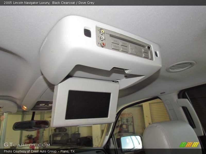 Black Clearcoat / Dove Grey 2005 Lincoln Navigator Luxury