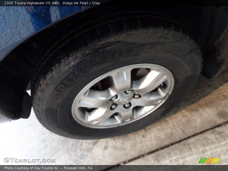 Indigo Ink Pearl / Gray 2005 Toyota Highlander V6 4WD