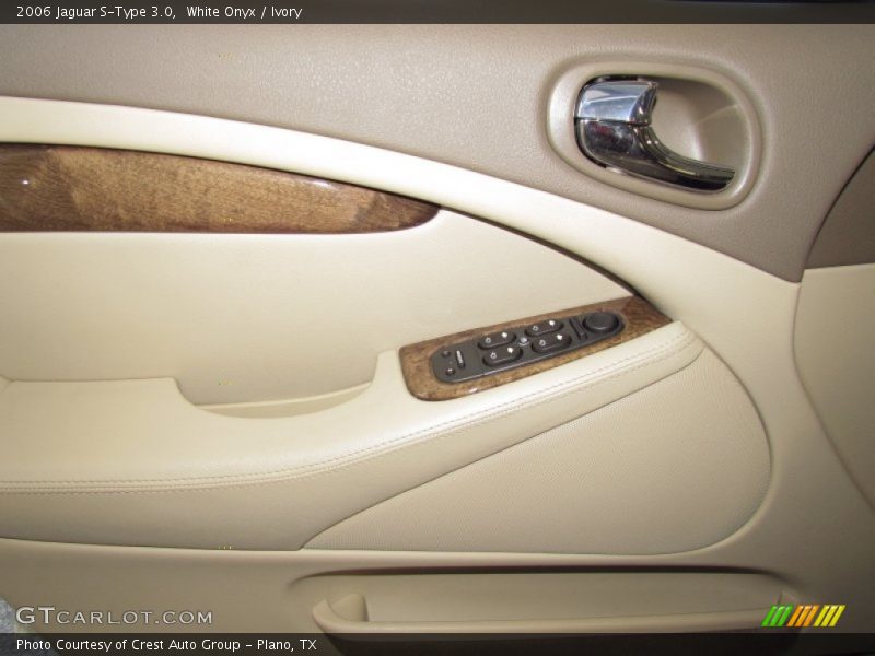 Door Panel of 2006 S-Type 3.0