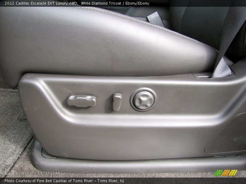 White Diamond Tricoat / Ebony/Ebony 2012 Cadillac Escalade EXT Luxury AWD