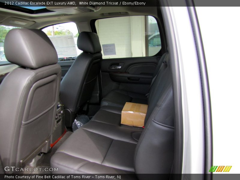 White Diamond Tricoat / Ebony/Ebony 2012 Cadillac Escalade EXT Luxury AWD