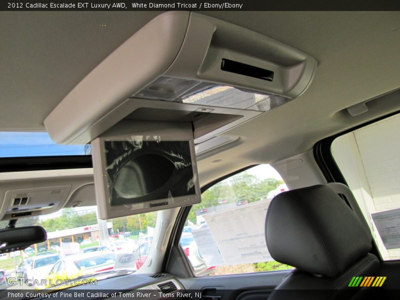 White Diamond Tricoat / Ebony/Ebony 2012 Cadillac Escalade EXT Luxury AWD