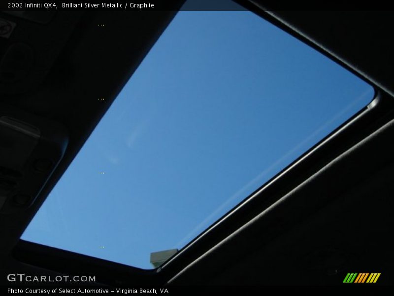 Brilliant Silver Metallic / Graphite 2002 Infiniti QX4
