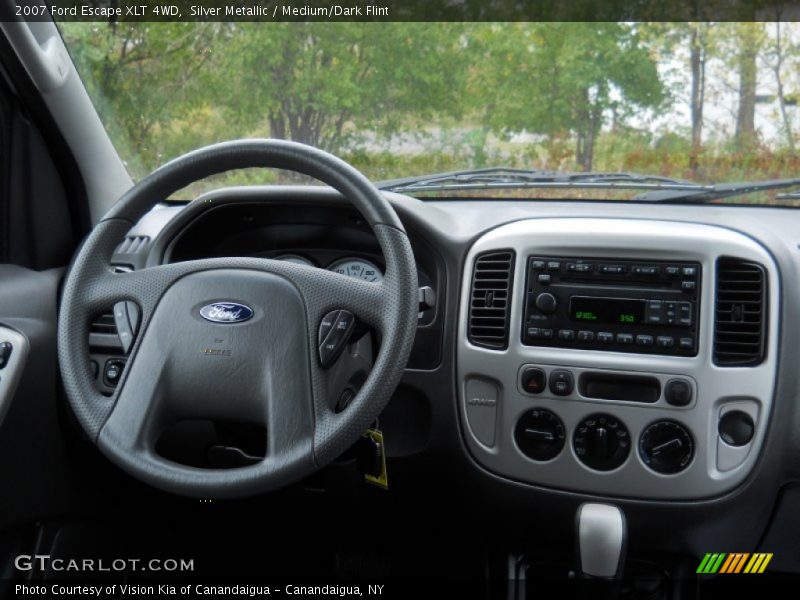 Dashboard of 2007 Escape XLT 4WD