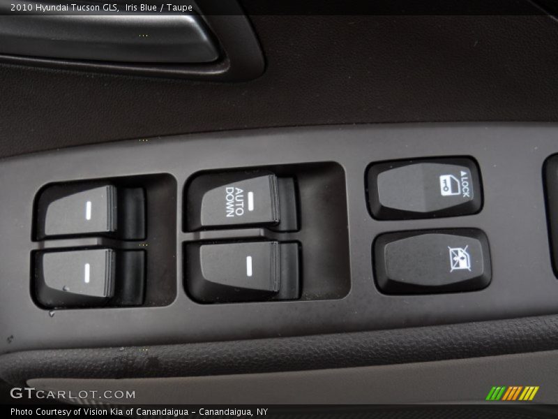Controls of 2010 Tucson GLS