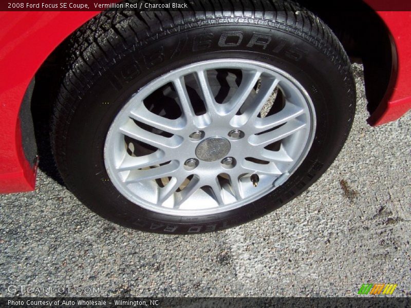 Vermillion Red / Charcoal Black 2008 Ford Focus SE Coupe