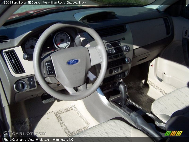 Vermillion Red / Charcoal Black 2008 Ford Focus SE Coupe