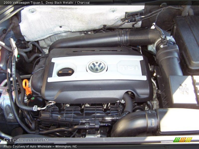 Deep Black Metallic / Charcoal 2009 Volkswagen Tiguan S