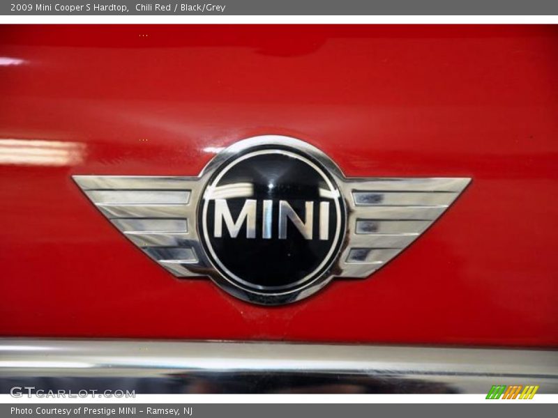Chili Red / Black/Grey 2009 Mini Cooper S Hardtop
