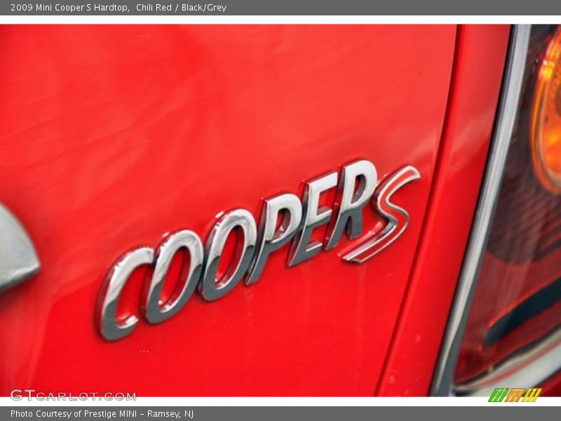 Chili Red / Black/Grey 2009 Mini Cooper S Hardtop